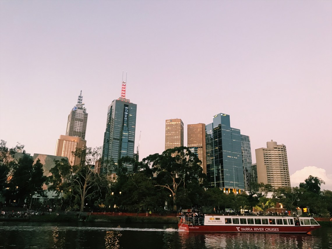 australia working holiday melbourne